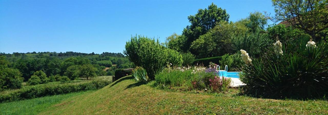 La Libellule And Le Papillon Gites At Les Leroux, Near Frayssinet-Le-Gelat Exterior photo