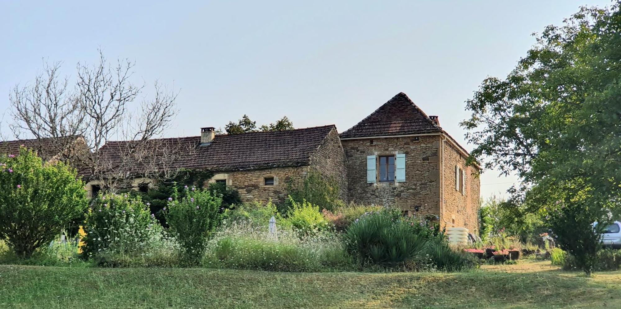 La Libellule And Le Papillon Gites At Les Leroux, Near Frayssinet-Le-Gelat Exterior photo